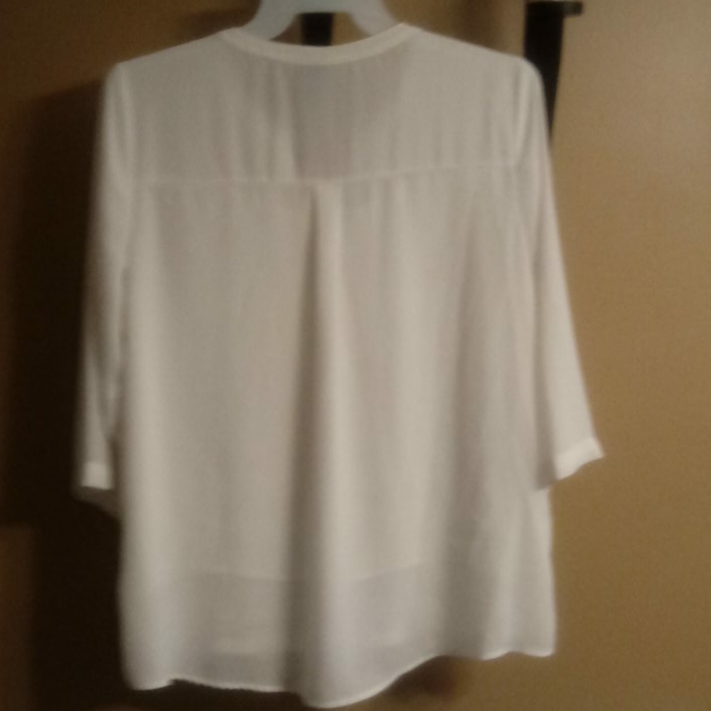 Blouse - Picture 4 of 4